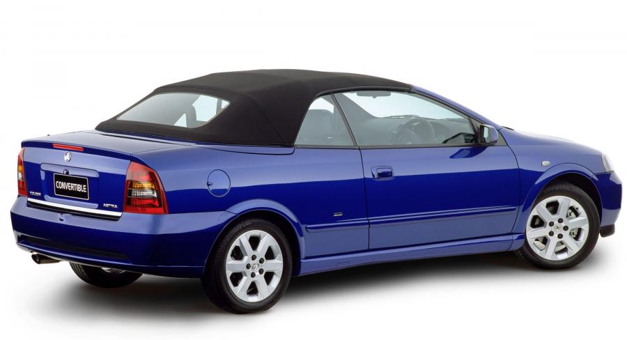  Holden Astra Convertible 2002 года  (фото 9 из 17)
